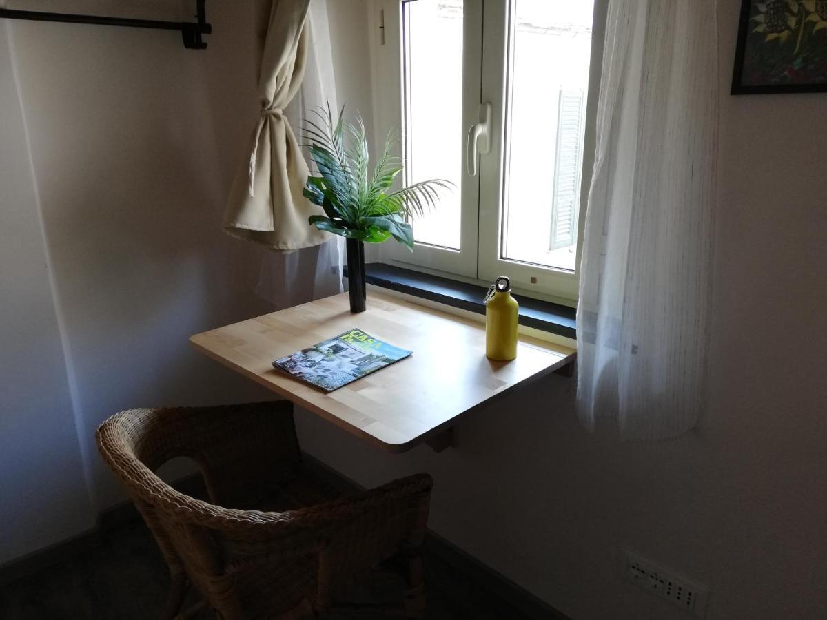 Casa Vacanza L'Ulivo Албенга Екстериор снимка