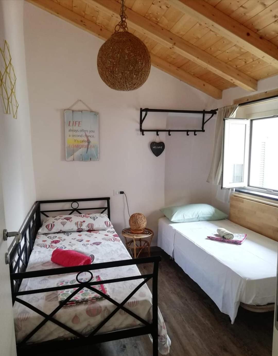 Casa Vacanza L'Ulivo Албенга Екстериор снимка