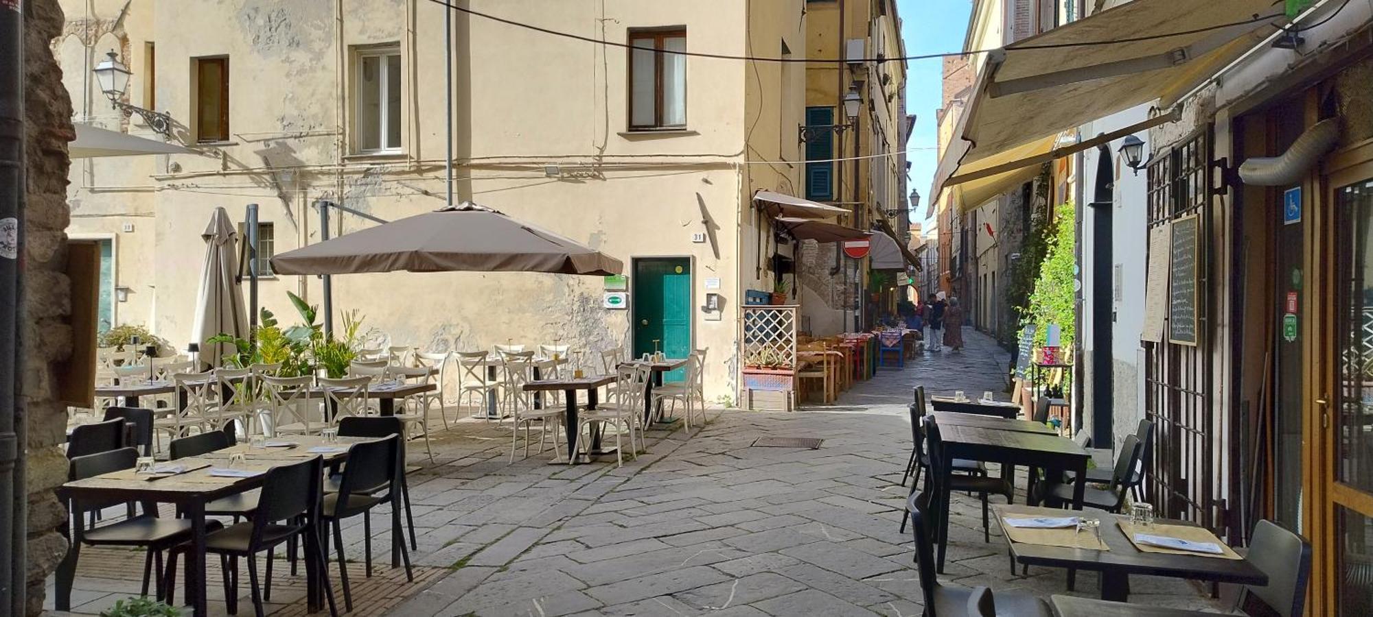 Casa Vacanza L'Ulivo Албенга Екстериор снимка
